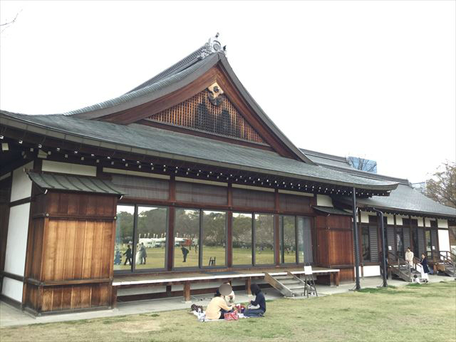 大阪城西の丸庭園内にある迎賓館