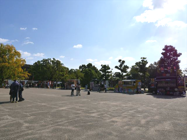 大阪城本丸の屋台カー