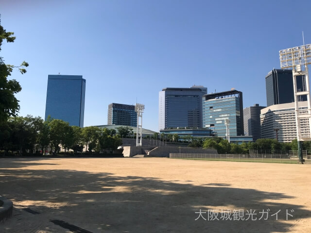 大阪城公園「太陽の広場」