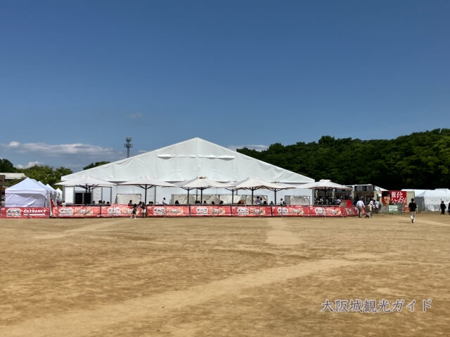 「大阪グルメEXPO2025」会場と太陽の広場